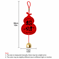 Décoration suspendue en tissu non tissé rouge en forme de gourde avec clochette pour la décoration intérieure et les décorations de pendaison de crémaillère