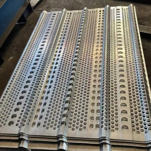 Panel de Malla Perforada de 5 m de Largo, 0.9 mm de Grosor, 5 Picos, Color Blanco, Cortavientos, Impermeable, Anti-UV, Reduce el Ruido - Product Image 1