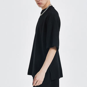 เสื้อยืดคอกลมแขนสั้นทรงหลวมพิมพ์ลายดิจิทัลสไตล์ลำลองสำหรับผู้ชาย - Product Image 3