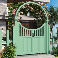 Porte de cour de villa contemporaine en alliage d'aluminium pour cour et jardin rurale avec ouverture à pousser et à tirer et design de modèle 3D