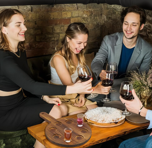 Flaches Rundes Holz-Bierproben-Set mit Schnapsglashalter, Holz-Bierflugbrett für 8 Gläser, Holz-Whiskey-Flugpaddel - Product Image 6