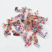 Patchs en caoutchouc pour vêtements, vente en gros, personnalisés, petits logos 3D, lettres transparentes en PVC souple avec points colorés