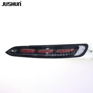 Feu arrière à LED JUSHUN pour <span class=keywords><strong>Mercedes</strong></span>-benz <span class=keywords><strong>AMG</strong></span> <span class=keywords><strong>GT</strong></span> 2015-<span class=keywords><strong>2018</strong></span> Feux arrière à LED améliorés de style nouveau Plug and Play - Product Image 3