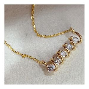 เครื่องประดับเพชรแท้ 0.20 กะรัต จากซินฟลาย แฟชั่น จี้ทองคำแท้ 18K สร้อยคอแบบเรียบหรูสำหรับผู้หญิง - Product Image 1