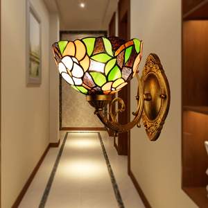 Lampe murale créative de style européen en forme de feuille, éclairage décoratif coloré pour bars, couloirs, chambres à coucher, chevet - Product Image 5