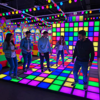 Juego Interactivo Activo para Piso LED con Luces Cuadradas para Parques Deportivos y Parques de Trampolín