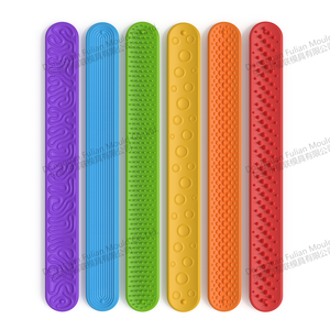 Paquete de 6 Pulseras Sensoriales de Silicona Texturizada para Niños y Adultos, Alivio del Estrés para Autismo y Oficina - Product Image 3