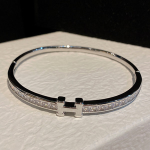 H Luxury Fashion Minimalist Square Diamond Letter 18K Gold Bangle Colorfast <b>Copper</b> With Zircon Inlay Women's Jewelry - Product Image 3