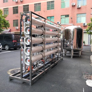 KYRO-10M3/H 10 Tonnen 15t/h 10000 Liter pro Stunde Preise für Wasseraufbereitungsanlage Umkehrosmose Reinwassersystem - Product Image 2