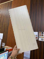 Revestimiento de Pared SPC Ecológico, Impermeable y Flexible con Aspecto de Madera para Proyectos Comerciales