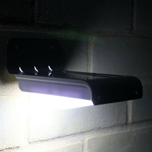 Lámpara de Pared LED con Energía Solar, Sensor de Movimiento, para Jardín, Patio, Calle, Excelente Protección Impermeable IP65 - Product Image 3