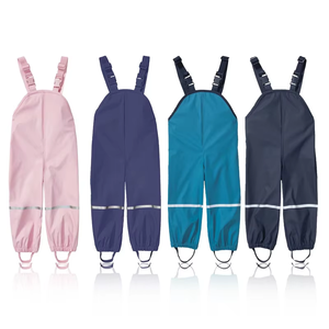 बच्चों के लिए हल्के एक टुकड़ा बीब पैंट, लड़कों के लिए आउटडोर गतिविधियों के लिए पु सामग्री के साथ वाटरप्रूफ वर्षा पैंट - Product Image 1