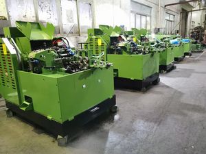 2模4吹高速螺杆制造机打头机 - Product Image 2