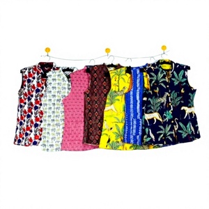 Chaleco de mujer estilo safari con estampado animal, sin mangas, de poliéster tejido para verano, tipo chaleco acolchado de algodón sin mangas. - Product Image 1