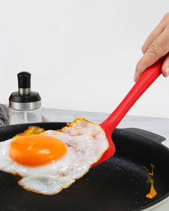 Espátula ranurada pequeña y ecológica de silicona de la marca APEX para tortitas de huevos de pescado y más - Product Image 5