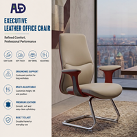 Chaise de bureau de direction ergonomique de luxe en cuir, dossier haut, hauteur réglable, base pivotante chromée pour bureau à domicile