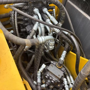 Excavatrice sur chenilles hydraulique Komatsu PC70 56 55 60 78 d'occasion, presque neuve, seconde main - Product Image 5