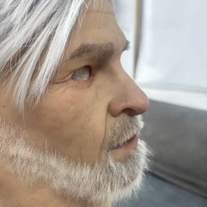 Masque en silicone personnalisé Haute réalité Conception de tête entière avec des cheveux fins Perforation de la bouche pour le cosplay Maquillage de film Déguisement - Product Image 6