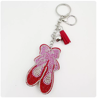 Porte-clés best-seller avec pendentif ours mignon en strass et pompons, couleur kaki et blanc, ornement suspendu de haute qualité