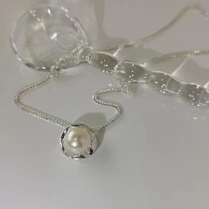 Collar de Perlas de Plata de Ley S925 para Mujer, Diseño de Conejo con Estilo Ins, Joyería Inspirada en el Zodiaco Y00079 - Product Image 1