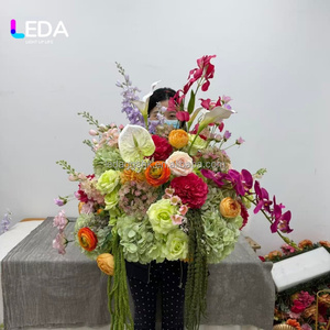 Centro de Mesa Floral LEDA Vibrante Multicolor en Cascada, Hecho a Mano con Seda, Bola de Flores de Rosas Mixtas para Bodas, San Valentín y Eventos, 60cm - Product Image 1