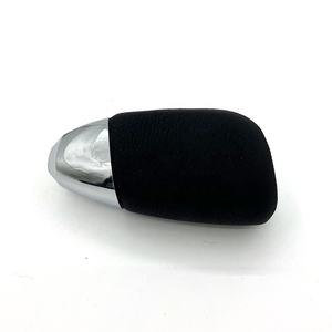 Accessoires <span class=keywords><strong>de</strong></span> voiture Chrome pour Chrysler 300C Bouton <span class=keywords><strong>de</strong></span> galvanoplastie <span class=keywords><strong>Levier</strong></span> <span class=keywords><strong>de</strong></span> tête <span class=keywords><strong>automatique</strong></span> AT Poignées <span class=keywords><strong>de</strong></span> boîte <span class=keywords><strong>de</strong></span> vitesses Pommeau <span class=keywords><strong>de</strong></span> <span class=keywords><strong>levier</strong></span> <span class=keywords><strong>de</strong></span> <span class=keywords><strong>vitesse</strong></span> - Product Image 4