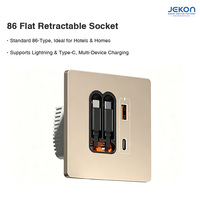 Prise murale rétractable plate 86 avec ports USB-C et USB-A pour les besoins de charge à domicile et à l'hôtel