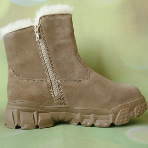 Botas de Nieve para Hombre, Color Marrón Oscuro, Media Caña, Forro Grueso de Piel de Oveja, Cálidas, Antideslizantes e Impermeables para Exteriores - Product Image 4