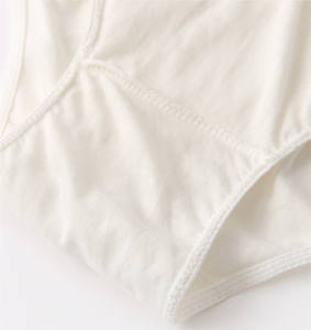 Celana Dalam Wanita Sekali Pakai 100% Katun Putih Steril Celana Dalam Bernapas untuk Ibu Hamil untuk Perjalanan - Product Image 5
