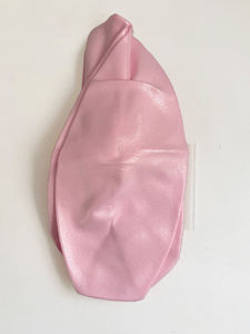 Pelota <span class=keywords><strong>de</strong></span> Pilates <span class=keywords><strong>de</strong></span> PVC, Pequeña, <span class=keywords><strong>de</strong></span> 9 Pulgadas, Mini Pelota <span class=keywords><strong>de</strong></span> Ejercicio Suave y Duradera para Masaje, Estabilidad, Barra, <span class=keywords><strong>Yoga</strong></span>, Ejercicio Físico, Mate - Product Image 4