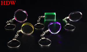 Llavero de Cristal con Diamantes LED, Colorido, Rectangular, para Decoración y Regalos, Venta al Por Mayor - Product Image 4