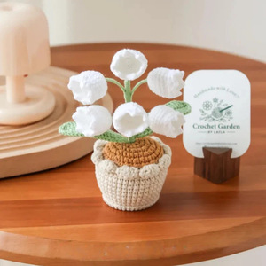 Linda Planta de Lirio de los Valles en Maceta, 6 Cabezas, Color Sólido, Flor Puntiaguda con Perlas, Adorno de Escritorio Hecho a Mano, Flor de Ganchillo - Product Image 3