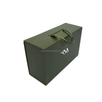 Emballage en carton design avec logo Boîte cadeau écologique pliable avec fermeture magnétique pour chaussures
