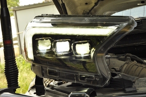 Lampes LED avant Full LED Lampes LED de voiture Camionnettes Phares Triple LED Projecteur Phares LED de voiture pour <span class=keywords><strong>Ranger</strong></span> Everest T7 T8 - Product Image 3