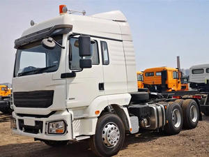 <span class=keywords><strong>Camion</strong></span> Trattore H3000 <span class=keywords><strong>con</strong></span> Ampio Spazio di Lavoro per Operazioni di Movimentazione Carburante - Product Image 4