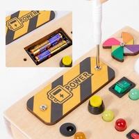 Tableau d'activités Montessori en bois avec lumières LED, jouet sensoriel à interrupteurs, planche d'activités pour la motricité fine pour les tout-petits de 1 à 3 ans, cadeau de voyage