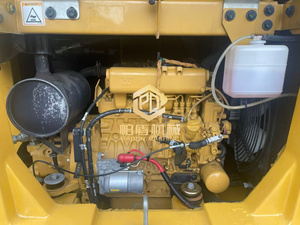 รถขุดขนาดเล็ก Caterpillar Cat 306E2 มือสอง ผลิตในญี่ปุ่น พร้อมระบบไฮดรอลิกแบบตีนตะขาบ รุ่นล่าสุด Cat 206 - Product Image 5