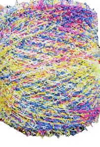 เส้นด้ายแฟนซีแบบใหม่ เส้นด้ายผสมสี 5.8s โพลีเอสเตอร์ 100% เส้นด้ายลอนเล็กบนกรวยสำหรับถัก - Product Image 4