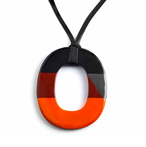 Colgante Bohemio de Cuerno de Búfalo Primal Grace, Joyería Orgánica Hecha a Mano para Mujer, Obra de Arte de Estilo Étnico Vintage - Product Image 4