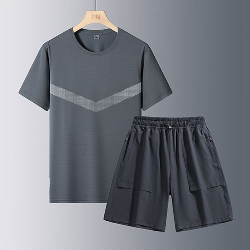 Gris foncé [T-shirt] + Gris foncé [short]