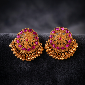 Boucles d'oreilles nœud rubis antiques d'Inde du Sud faites à la main avec placage or mat Modèle 208489 Bijoux d'anniversaire pour femme Kanhai Jewels - Product Image 3