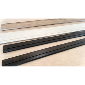 Matériaux de construction polyvalents en surplus : Plinthes murales et revêtements de sol japonais réutilisables pour intérieur - Product Image 1