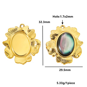 Pendentif Cœur en Acier Inoxydable Plaqué pour Bijoux DIY (Colliers, Boucles d'Oreilles) - Vente en Gros - Product Image 3
