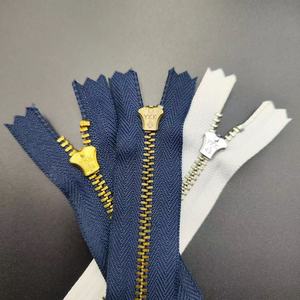 Glissière de <span class=keywords><strong>fermeture</strong></span> <span class=keywords><strong>éclair</strong></span> en laiton/métal écologique à verrouillage automatique pour jeans, sweats à capuche, pulls, sacs, vêtements, pantalons, chaussures pour hommes - Longueur personnalisée - Product Image 5