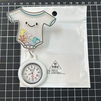 WOWEI Porte-badge médical extensible en acrylique, mignon et amusant, pour infirmière et médecin, avec montre de poche