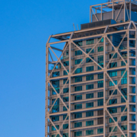 Structure modulaire préfabriquée en acier inoxydable avec revêtement en zinc pour la construction de bâtiments commerciaux modernes, applications pour les sols et les murs