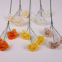 Künstliche Blumen 3-Köpfige Diamant-Rose Seide China Standardisierter Natürlicher Stil Sheng Shi Hua Kai ZSM-697 Hochzeit Wohnzimmer