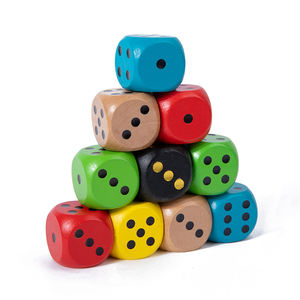 20mm dés en bois 6 faces 0.8 pouces dés noirs et usine de roi coloré faire des dés d'histoire dés de roi en bois - Product Image 6