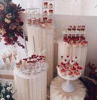 Set Dekorasi Jendela Meja Dessert Pernikahan Romantis Modern Elegan, Tiang Persegi Pahatan Berongga Besi Putih