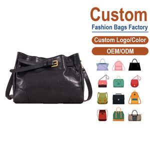 Bolso Mini de Cuero Negro de Curtido Vegetal con Hebilla, Bolso Premium Versátil para Uso Diario, Bandolera y de Hombro, Lote Pequeño - Product Image 1